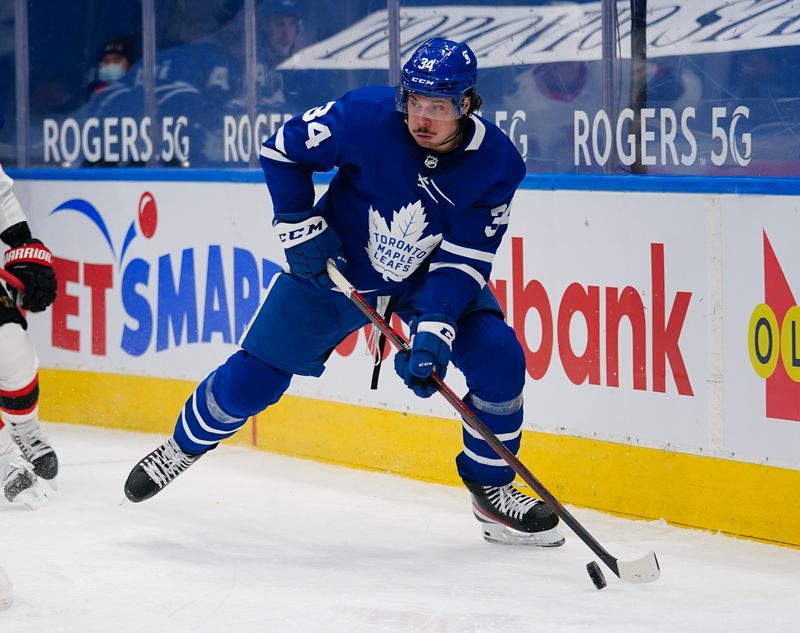 &copy; Reuters. NHL: Ottawa Senators at Toronto Maple Leafs