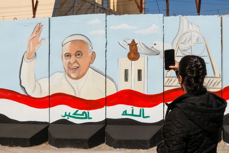 &copy; Reuters. البابا فرنسيس عازم على زيارة العراق رغم المخاطر