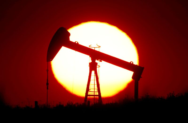 © Reuters. الرئيس التنفيذي لشركة هيس يتوقع أن ينمو الطلب على النفط في الأعوام العشرة المقبلة