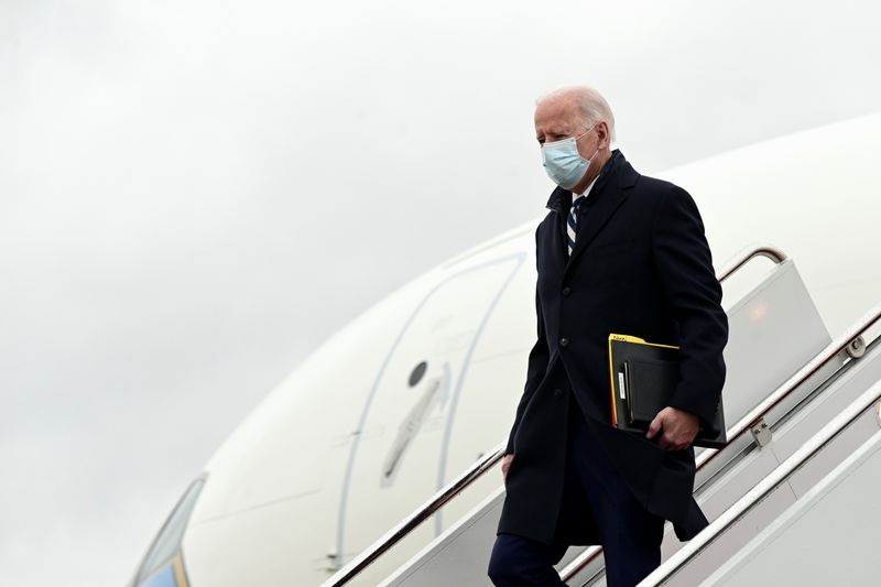 &copy; Reuters. U.S. President Joe Biden arrives at Joint Base Andrews, Maryland