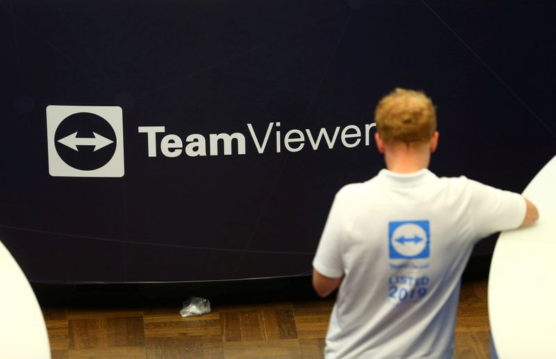 © Reuters. FILE PHOTO: First day of trading of TeamViewer AG in Frankfurt