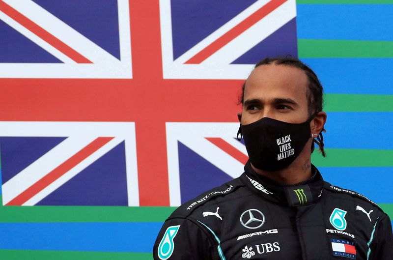 &copy; Reuters. هاميلتون: تحقيق اللقب الثامن لن يحسم مستقبلي في فورمولا 1