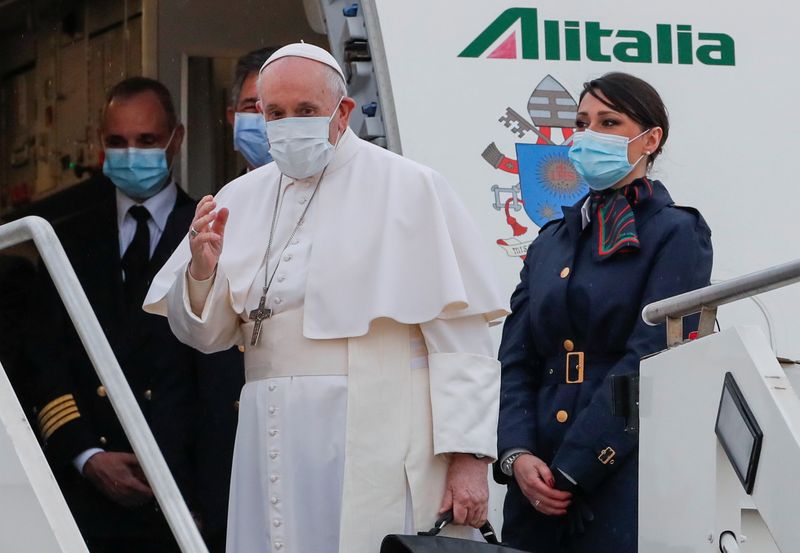 &copy; Reuters. البابا فرنسيس يغادر روما في مستهل زيارة محفوفة بالمخاطر للعراق