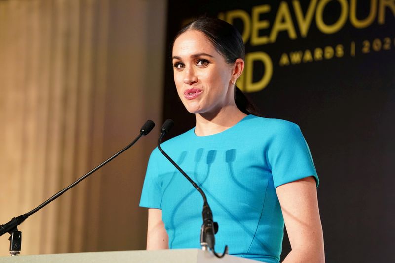 &copy; Reuters. FILE PHOTO: Britain&apos;s Prince Harry and Meghan, Duchess of Sussex, attend Endeavour Fund Awards in London