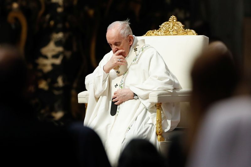 &copy; Reuters. Pope Francis celebrates Holy Mass for the community of the faithful of Myanmar resident in Rome, at the Vatican, May 16, 2021. REUTERS/Remo Casilli/Pool
