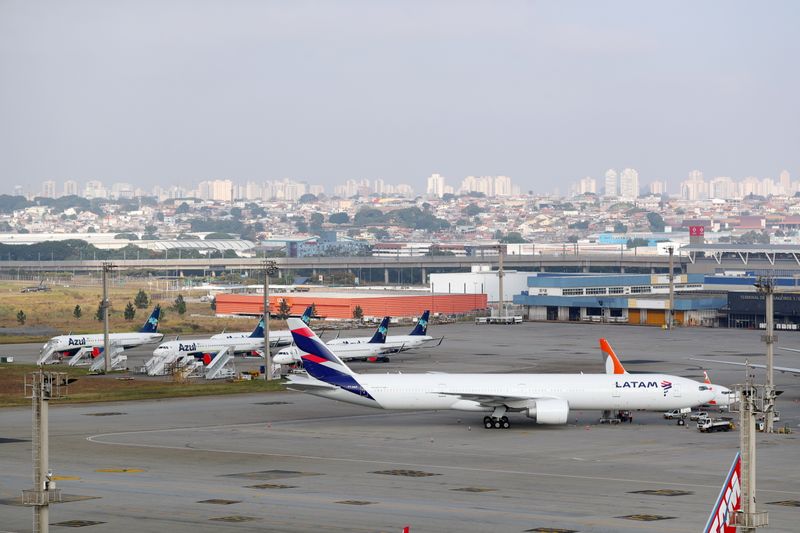&copy; Reuters. FILE PHOTO: A Latam Airlines airplane is seen at Guarulhos International Airport amid the outbreak of the coronavirus disease (COVID-19), in Guarulhos, near Sao Paulo, Brazil, May 19, 2020. Picture taken May 19, 2020. REUTERS/Amanda Perobelli/File Photo