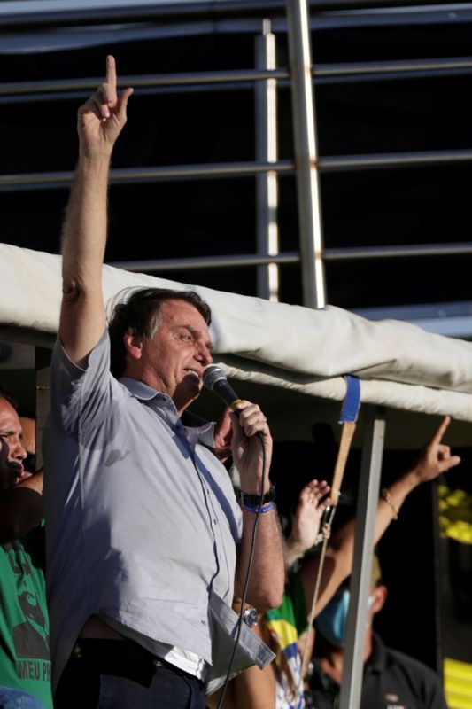 &copy; Reuters. Bolsonaro em ato de apoio a governo em Brasília
 15/5/2021 REUTERS/Ueslei Marcelino