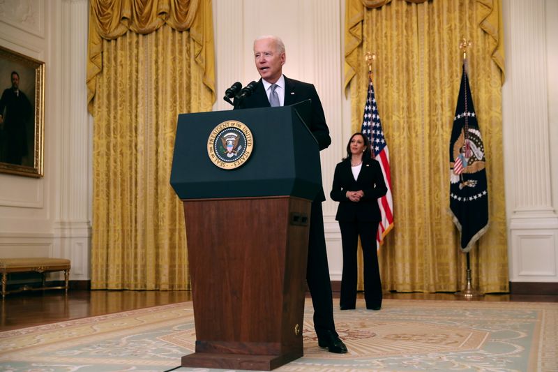 &copy; Reuters. U.S. President Joe Biden delivers remarks from the East Room of the White House in Washington, U.S. May 17, 2021. REUTERS/Leah Millis