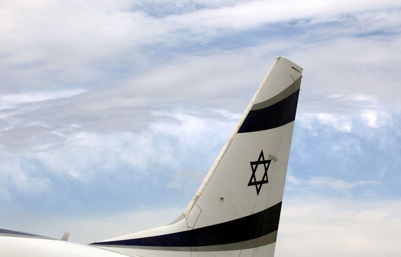 &copy; Reuters. FILE PHOTO: An Israel El Al airlines plane is seen after its landing following its inaugural flight between Tel Aviv and Nice at Nice international airport, France, April 4, 2019.    REUTERS/Eric Gaillard/File Photo