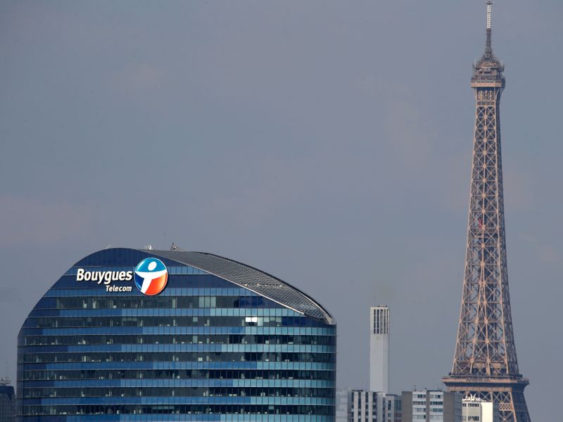 &copy; Reuters. Le groupe de BTP et de télécoms Bouygues a renoué avec un bénéfice net au premier trimestre grâce à la reprise de ses activités dans la construction qui avaient souffert l'an dernier des mesures de restrictions sanitaires imposées face à l'épid