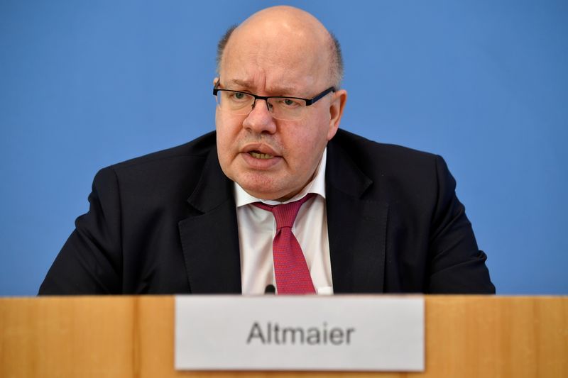 &copy; Reuters. FILE PHOTO: German Economy Minister Peter Altmaier addresses a news conference in Berlin, Germany, April 27, 2021. John Macdougall/Pool via REUTERS