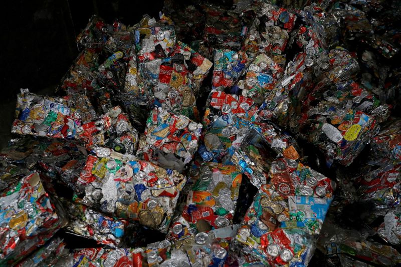 &copy; Reuters. FILE PHOTO: Packages of separated cans are seen at Amarsul plant in Seixal, Portugal July 7, 2020. Picture taken July 7, 2020.   REUTERS/Rafael Marchante