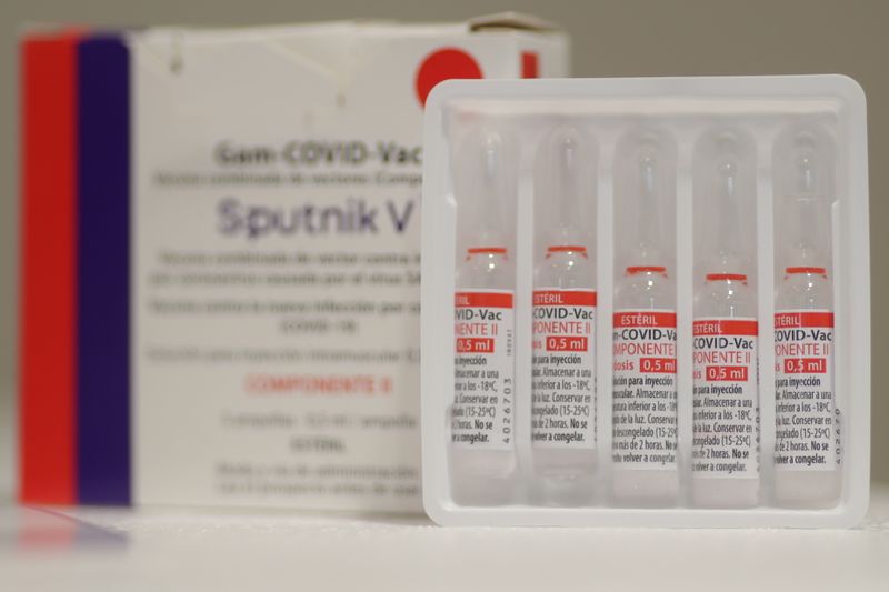 &copy; Reuters. Frascos da vacina russa Sputnik V fabricados pela União Química em SP
20/05/2021
REUTERS/Amanda Perobelli