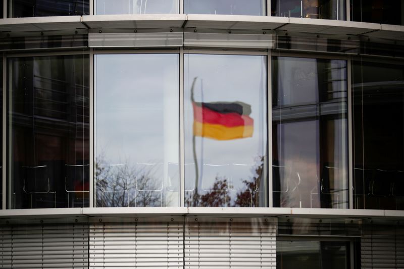 &copy; Reuters. Economia alemã pode deixar pandemia para trás no 4º tri, diz BC da Alemanha
 November 19, 2020. REUTERS/Hannibal Hanschke/File Photo