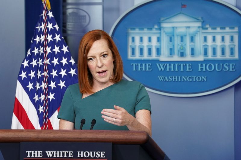 &copy; Reuters. FILE PHOTO: White House Press Secretary Jen Psaki speaks during a briefing at the White House in Washington, U.S., May 20, 2021. REUTERS/Kevin Lamarque     