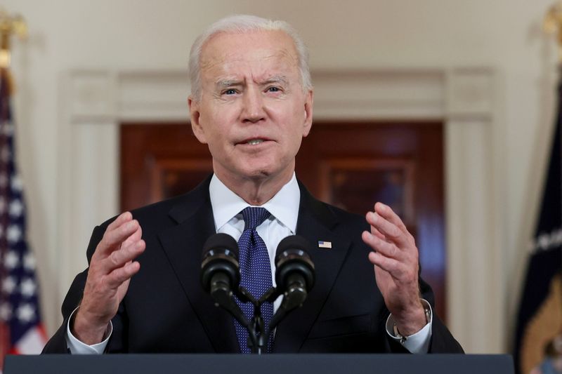 &copy; Reuters. U.S. President Joe Biden delivers remarks before a ceasefire agreed by Israel and Hamas was to go into effect, during a brief appearance in the Cross Hall at the White House in Washington, U.S., May 20, 2021. REUTERS/Jonathan Ernst