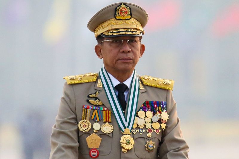 &copy; Reuters. رئيس المجلس العسكري في ميانمار مين أونج هلاينج في صورة من أرشيف رويترز.