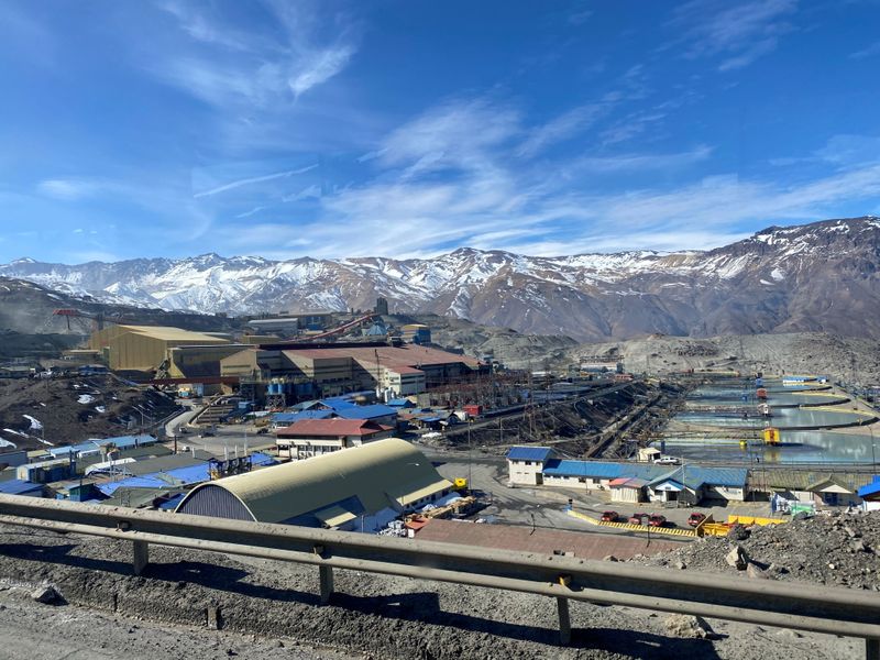 &copy; Reuters. Foto de archivo ilustrativa de la mina El Teniente de Codelco en Chile. 
Ago 13, 2020. REUTERS/Fabian Cambero/ 
