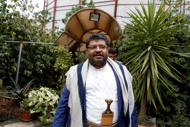 &copy; Reuters. FILE PHOTO: Mohamed Ali al-Houthi, head of the Houthi supreme revolutionary committee, walks after an interview with Reuters in Sanaa, Yemen August 1, 2018. Picture taken August 1, 2018. REUTERS/Khaled Abdullah