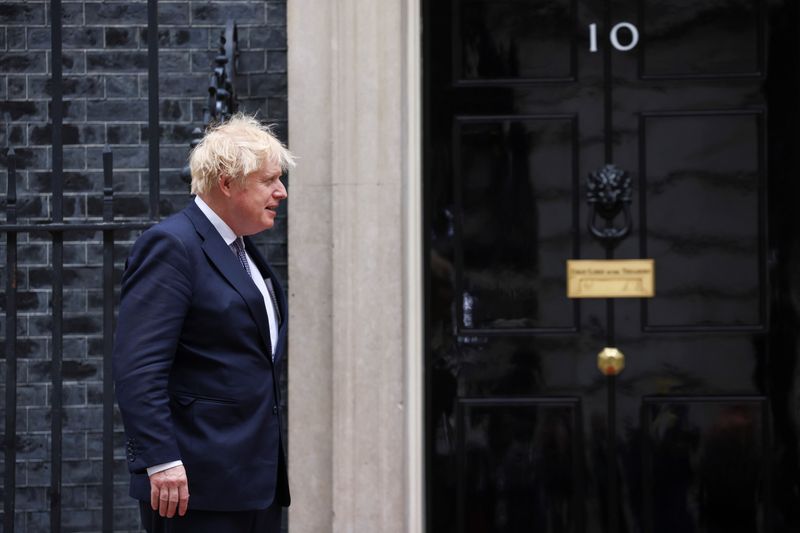 © Reuters. Primeiro-ministro britânico, Boris Johnson, em Downing Street 
20/05/2021
REUTERS/Henry Nicholls