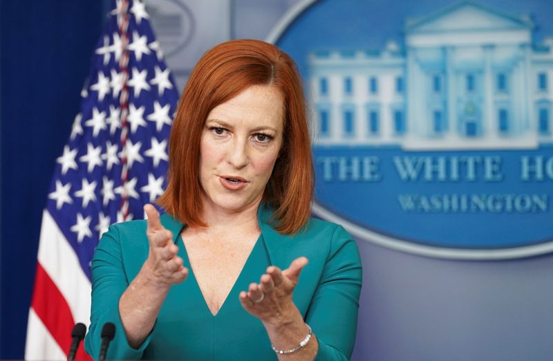 &copy; Reuters. White House Press Secretary Jen Psaki speaks to reporters at the White House in Washington, U.S., May 25, 2021. REUTERS/Kevin Lamarque     
