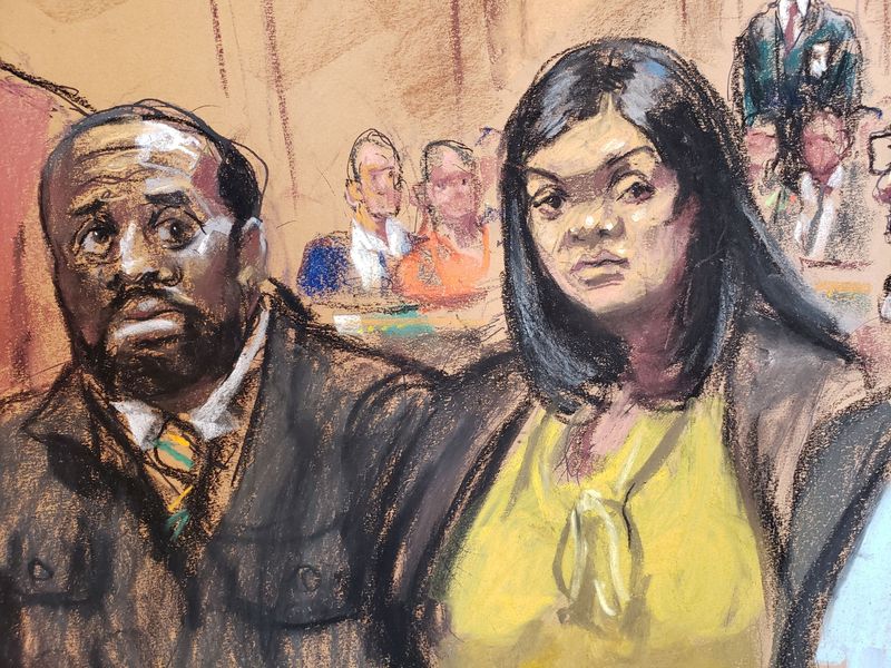 &copy; Reuters. FILE PHOTO: Michael Thomas and Tova Noel appear on charges they falsely certified to having conducted inmate counts during Jeffrey Epstein's final hours at the Federal Court in New York City, New York, U.S., November 25, 2019 in this courtroom sketch. REU
