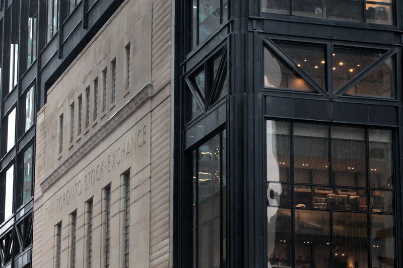 &copy; Reuters. FILE PHOTO: The Art Deco facade of the original Toronto Stock Exchange building is seen on Bay Street in Toronto, Ontario, Canada January 23, 2019.   REUTERS/Chris Helgren