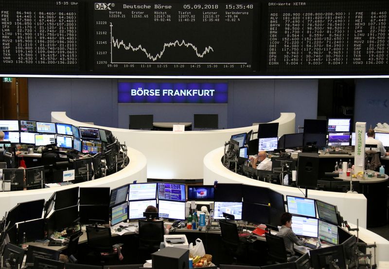 &copy; Reuters. رسم توضيحي لمؤشر أسعار الأسهم في البورصة بفرانفكرت في صورة من أرشيف رويترز.